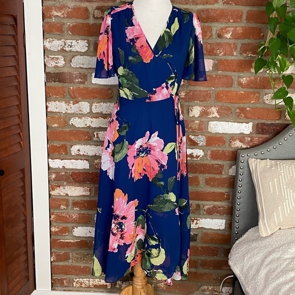 Trina Turk Fragrant Ink Wrap MIDI Dress Size 4 - Picture 3 of 10